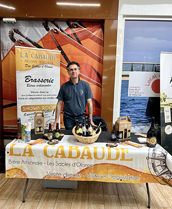 Producteur de sel à Beauvoir-Sur-Mer
